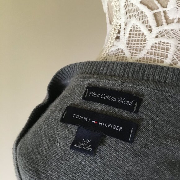 Tommy Hilfiger Gray V-neck Sweater - Picture 9 of 10